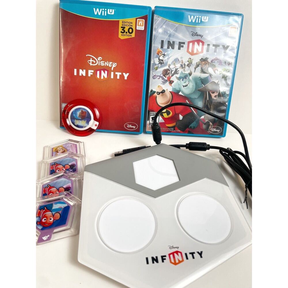 Disney Infinity 3.0 Game For Wii U + Game Pad LOT with Game Pieces
